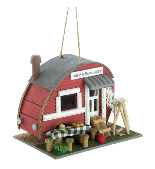 RED TRAILER BIRDHOUSE