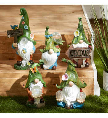 GNOME WITH GLOWING WELCOME SIGN SOLAR STATUE